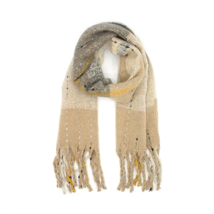 ونٹیج پالئیےسٹر اسکارف