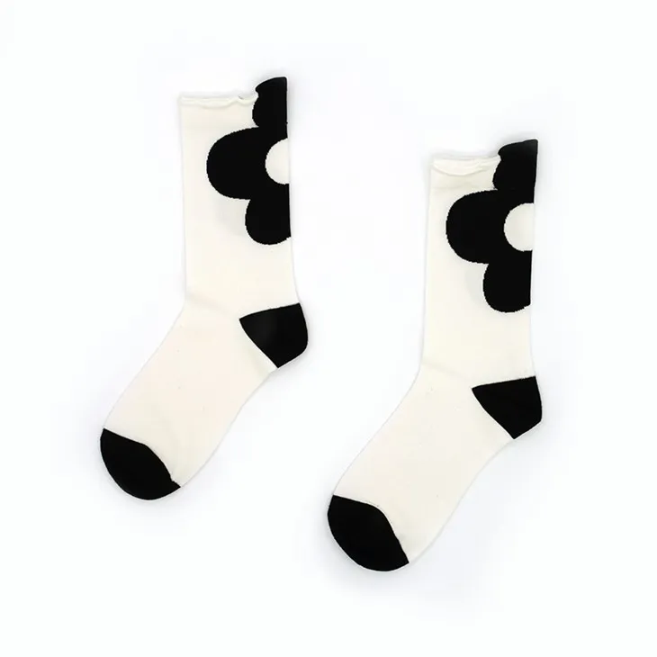 سفید جرابیں